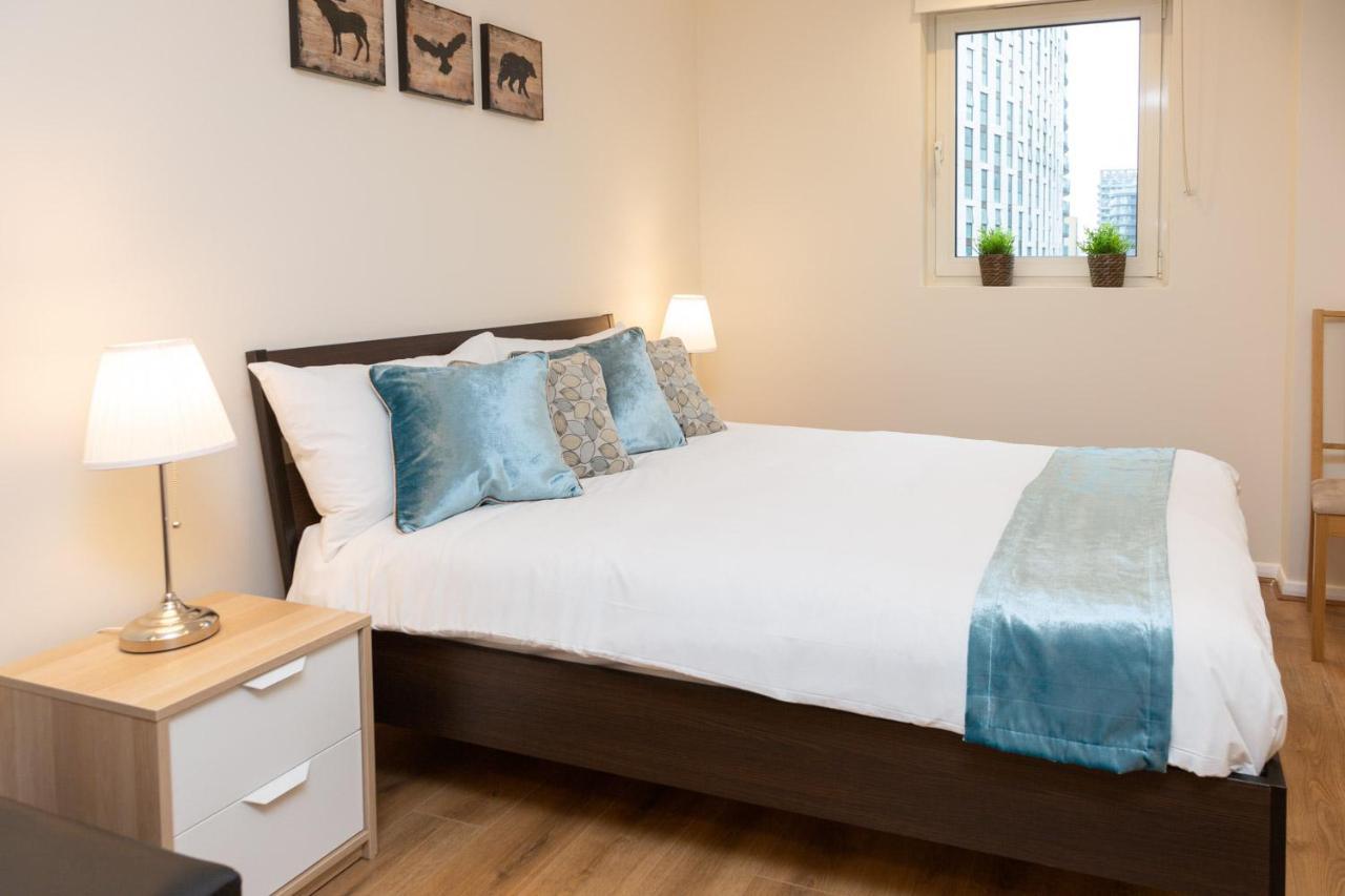 Royal Crossharbour Apartment 런던 외부 사진
