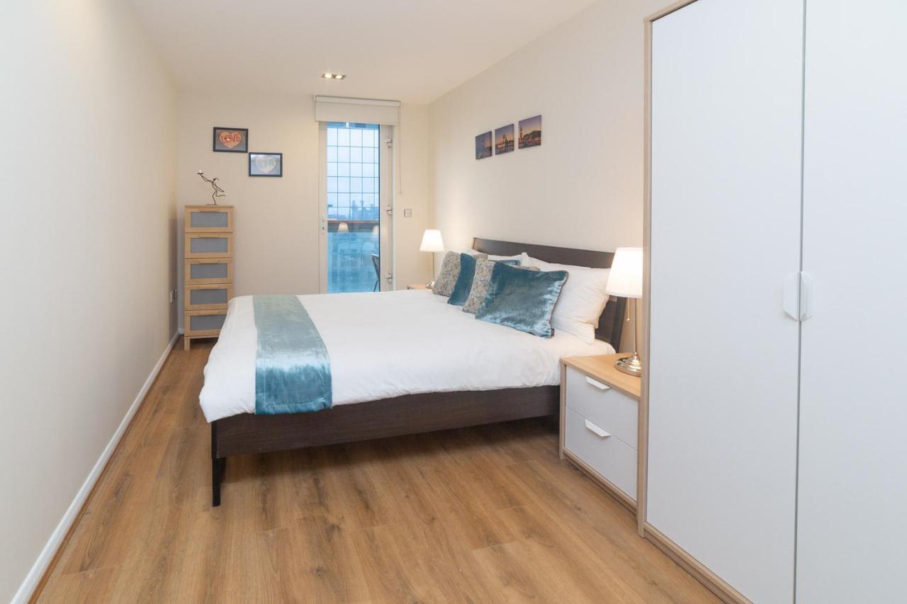 Royal Crossharbour Apartment 런던 외부 사진