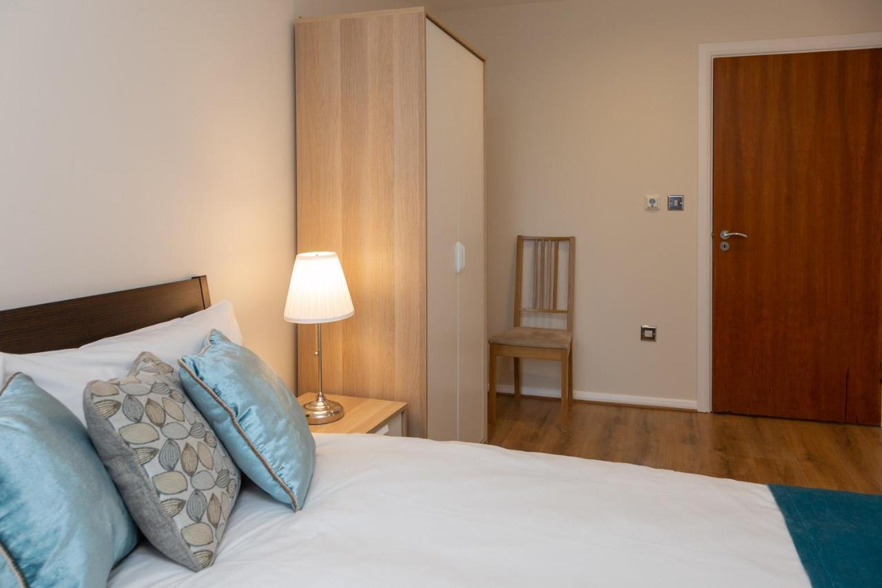 Royal Crossharbour Apartment 런던 외부 사진