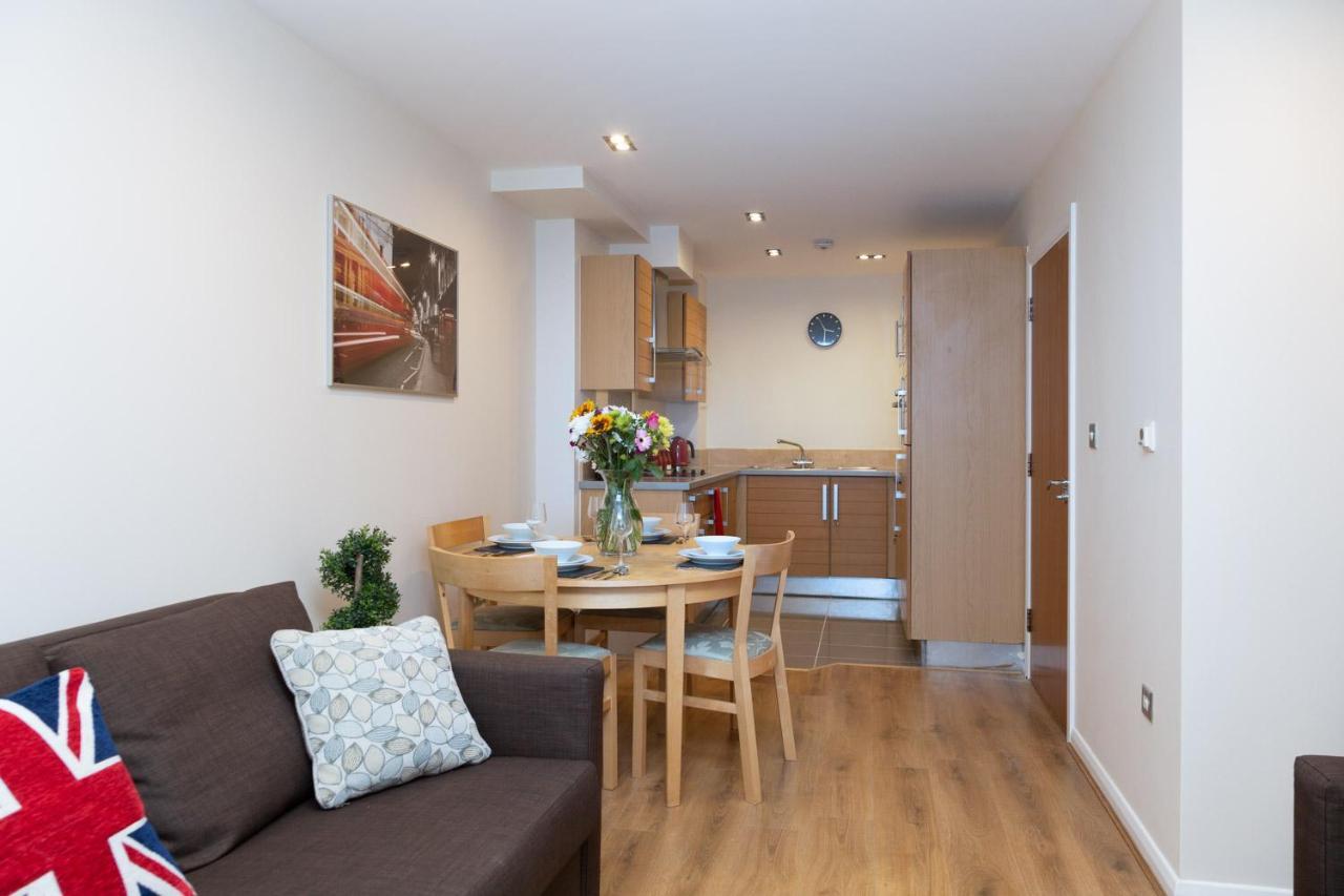 Royal Crossharbour Apartment 런던 외부 사진